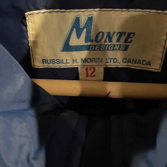 Awesome vintage puffer vest - Picture 3 of 3